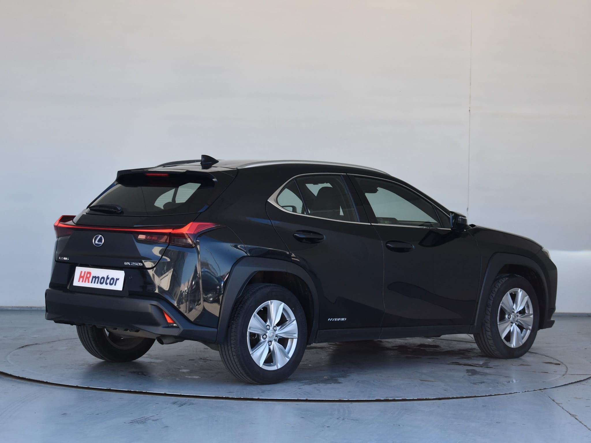 Lexus UX 250h Business